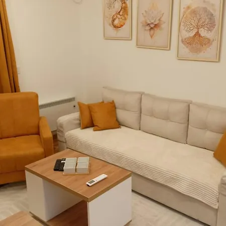 Larso Lux, Free Swimming Pools & Parking Lägenhet *