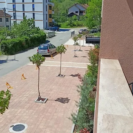 Larso Lux, Free Swimming Pools & Parking Lägenhet *