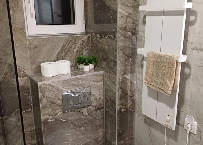 Larso Lux, Free Swimming Pools & Parking Apartman