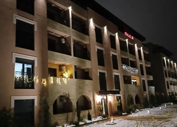 Larso Lux, Free Swimming Pools & Parking Apartman Vrnjačka Banja