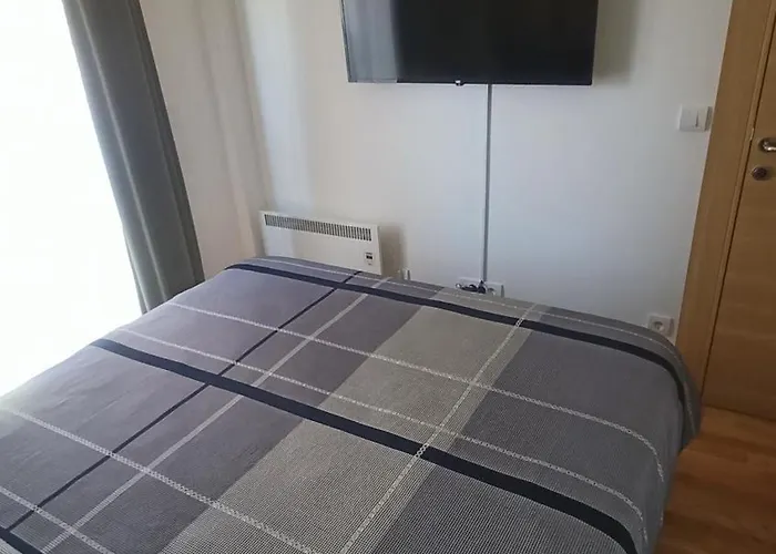 Apartman Larso Lux, Free Swimming Pools & Parking *