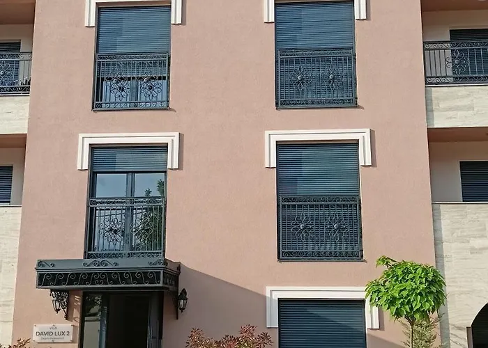 Larso Lux, Free Swimming Pools & Parking * Vrnjačka Banja